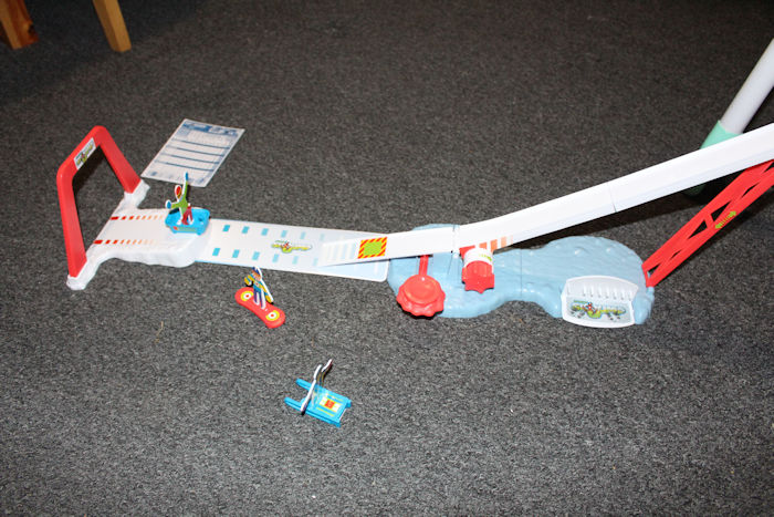 Super Ski Jump Game