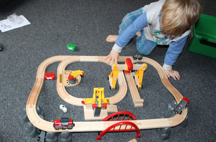 Brio Cargo Railway Duluxe Set Track