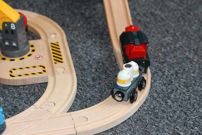 Brio Cargo Railway Duluxe Set freight train